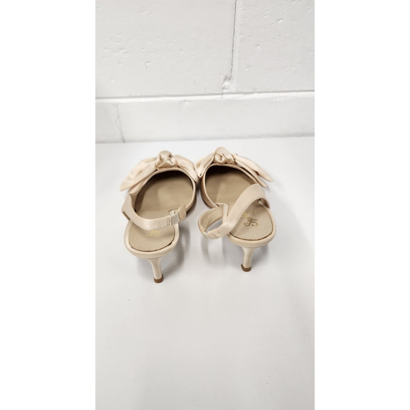 Seychelles Neve Women's Bow Pointed Slingback Ivory Satin Heels, Size 7.5 Formal - Picture 3 of 11